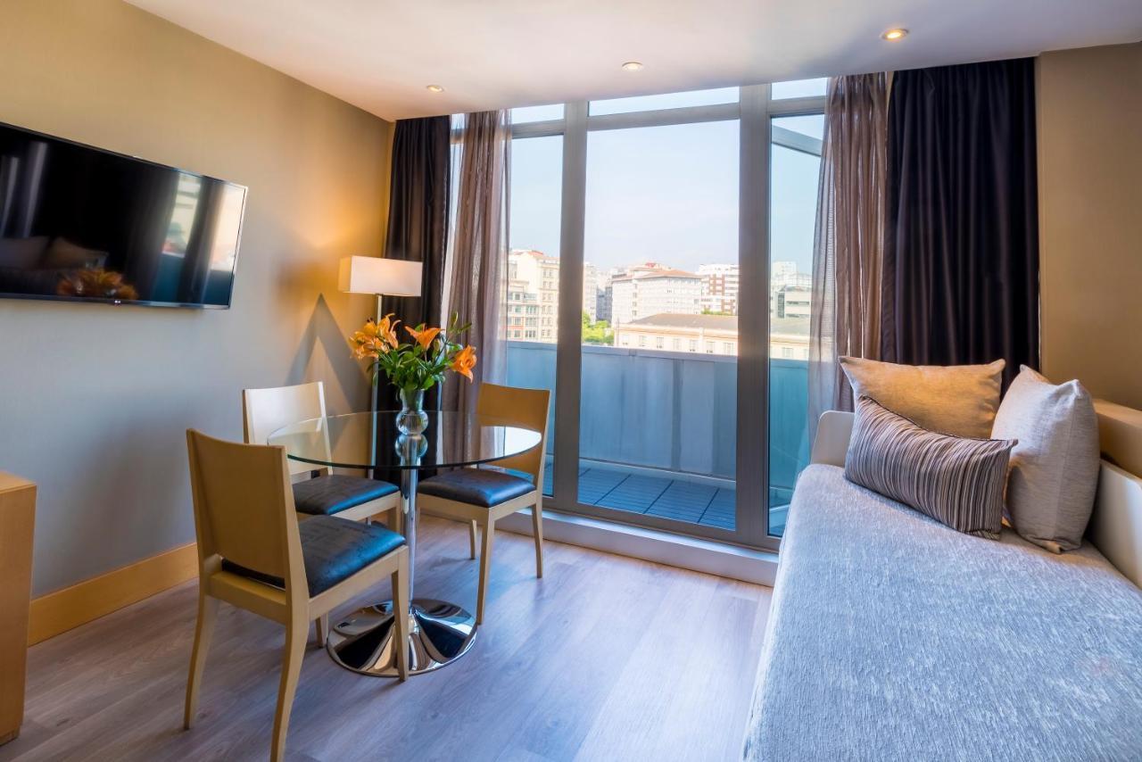 Hotel Plaza A Coruña Εξωτερικό φωτογραφία