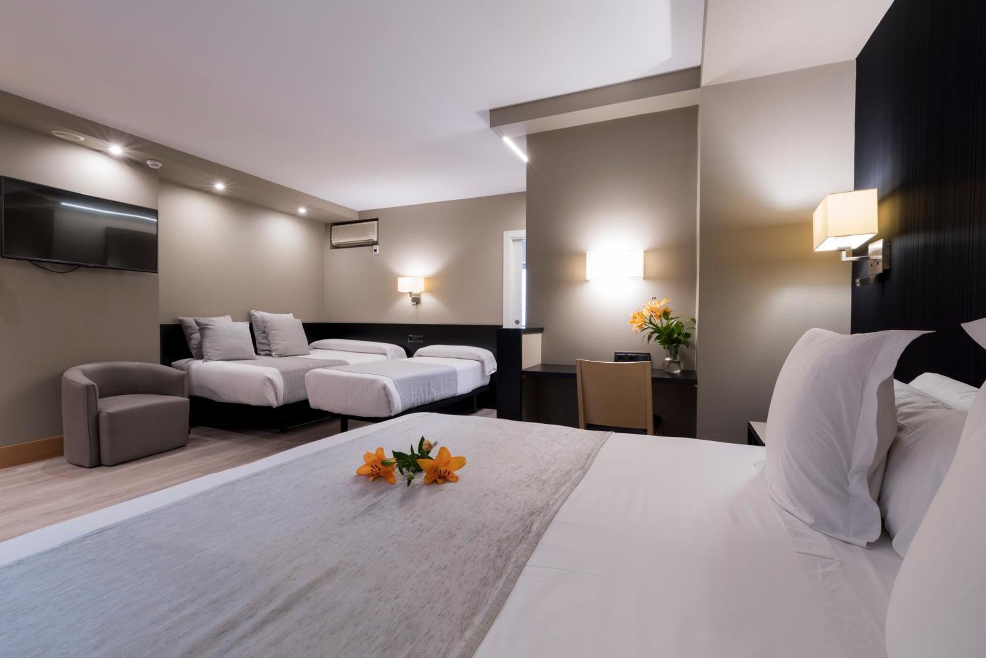 Hotel Plaza A Coruña Εξωτερικό φωτογραφία