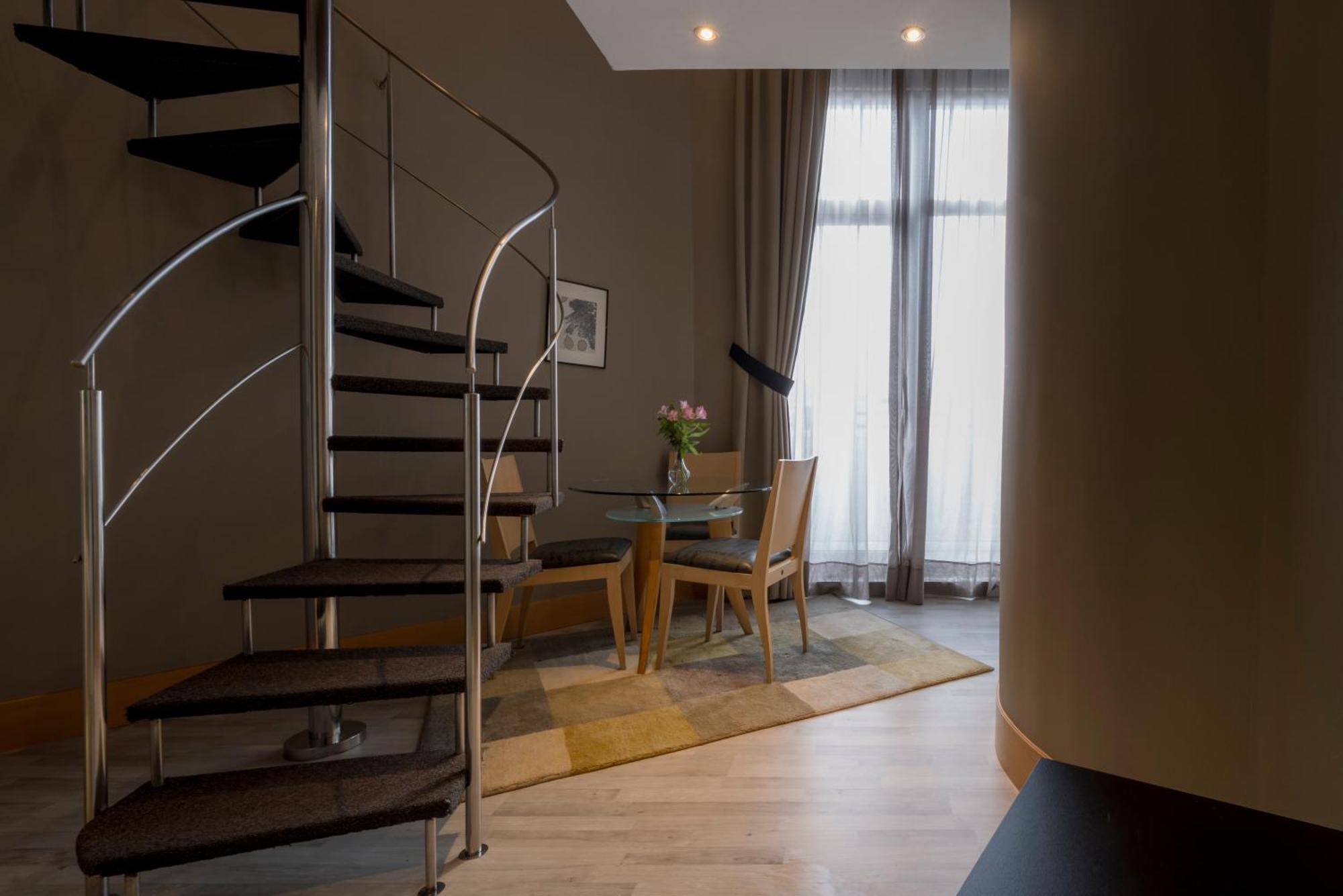 Hotel Plaza A Coruña Εξωτερικό φωτογραφία