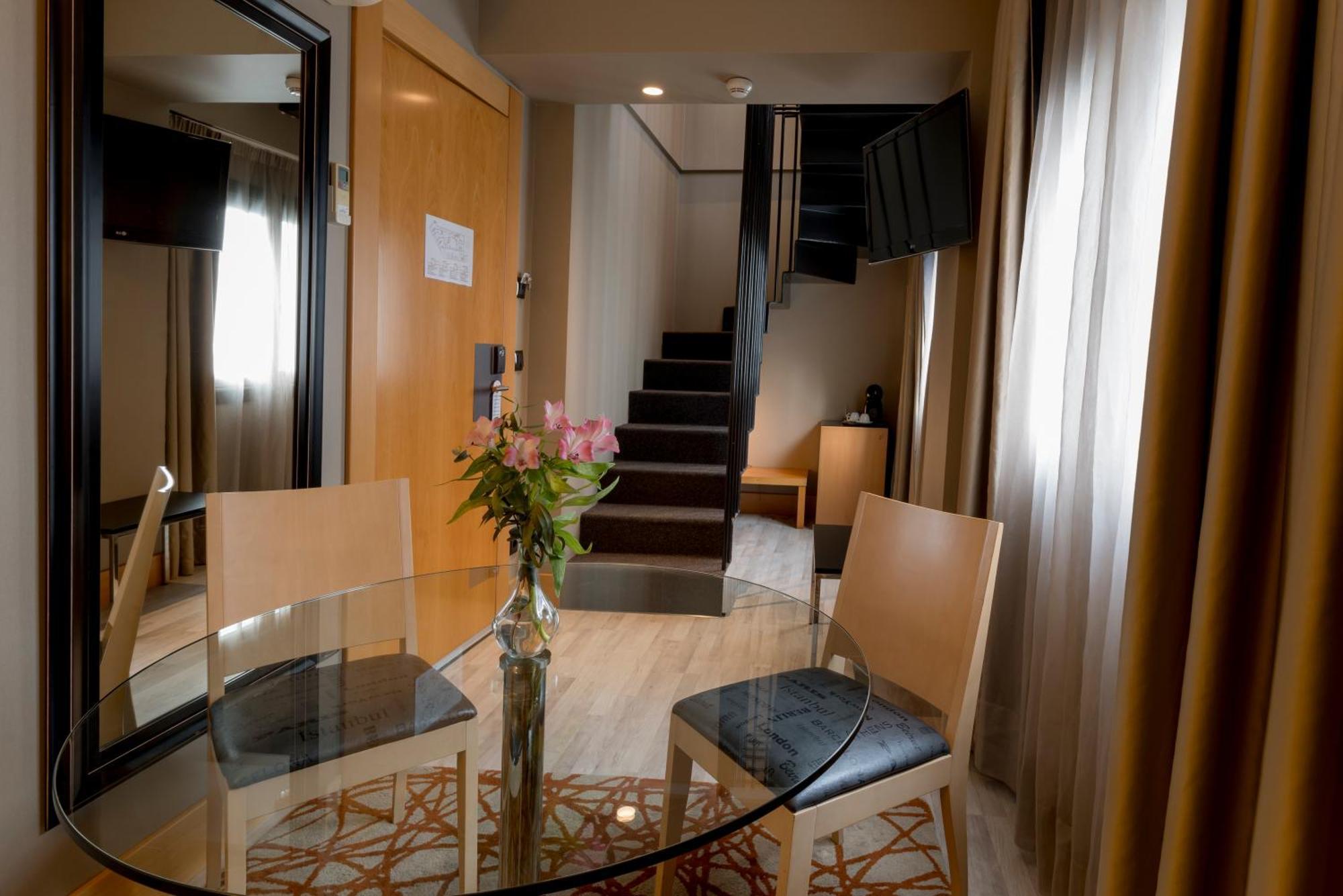 Hotel Plaza A Coruña Εξωτερικό φωτογραφία